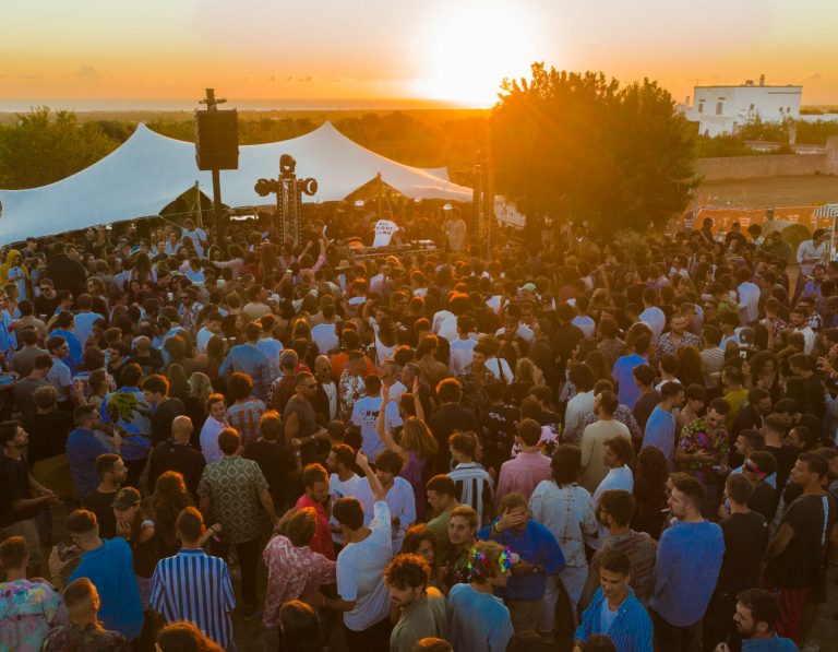 La Puglia che balla, tra masserie e cave di pietra la nuova capitale della musica elettronica